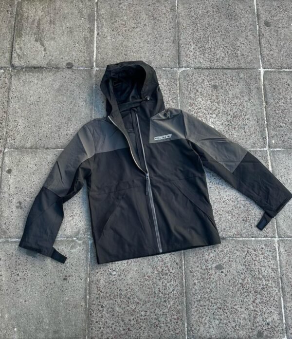 CAMPERA IMPORTADA LACOSTE ✅ - Image 3