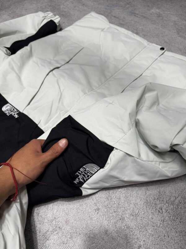 CAMPERA DE ABRIGO TNF TERMICA IMPERMEABLE!! - Image 8